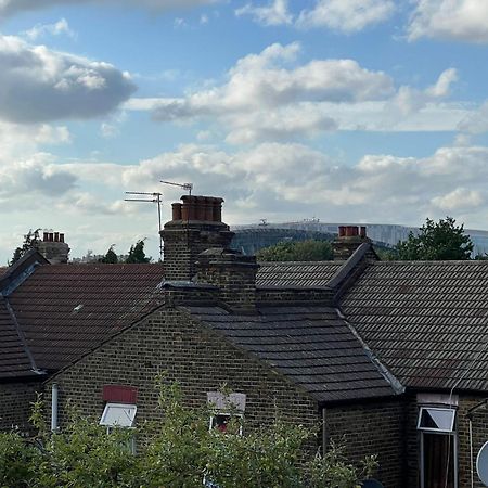 Deluxe Homestay Near Tottenham Hotspur Stadium Londra Cameră foto